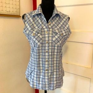 ERIKA & CO. Jeans Western Plaid Sleeveless Button-Down Top. Silver Buttons!